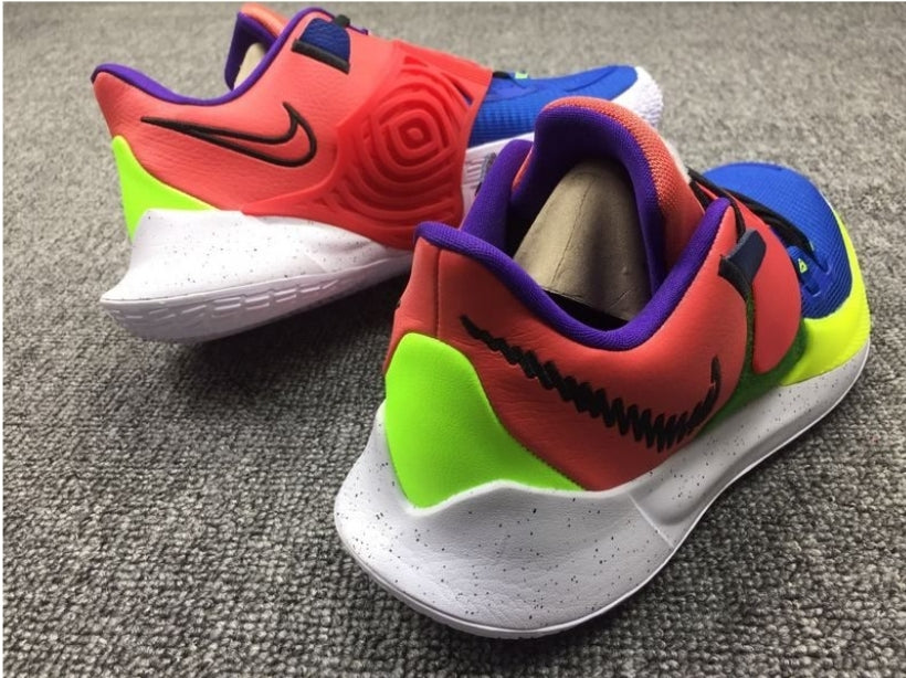 Les Basket kyrie Irving offrent un style emblématique et une performance exceptionnelle.

 leur design distinctif. Pas cher . Le moins cher. 