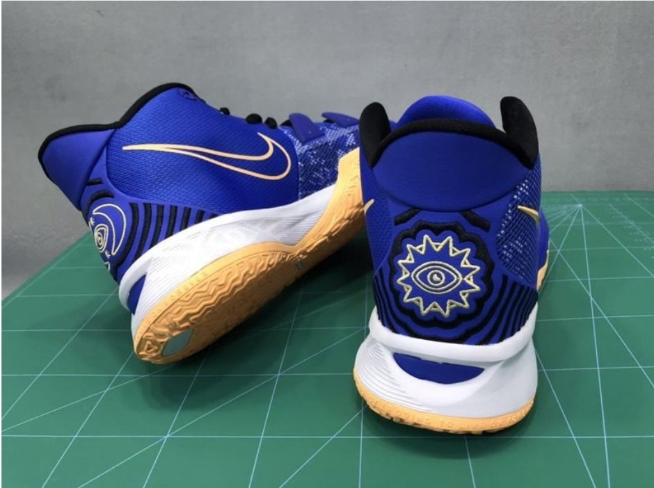 Les Basket kyrie Irving offrent un style emblématique et une performance exceptionnelle.

 leur design distinctif. Pas cher . Le moins cher. 