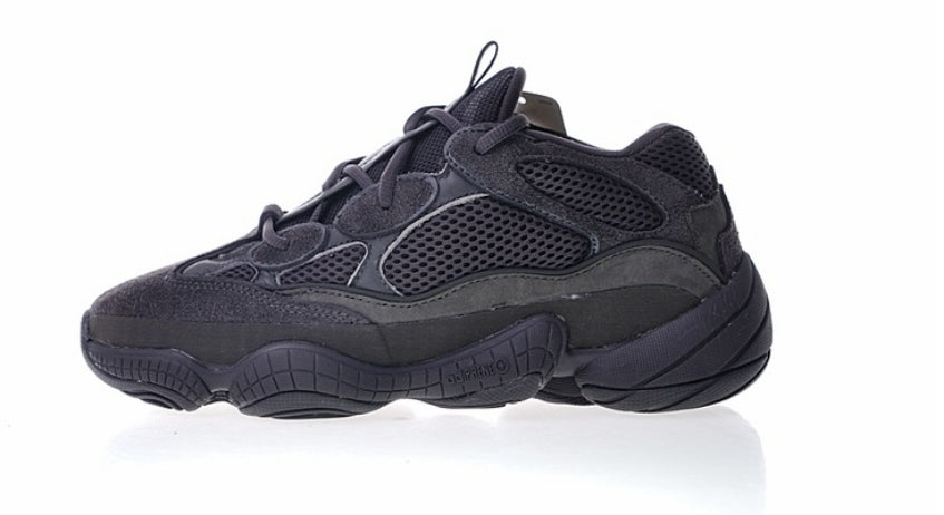 Les baskets Adidas Yeezy 500 allient un style iconique à un confort exceptionnel.
Par ailleurs, leur design distinctif et leur utilisation.