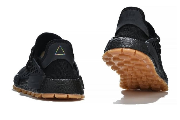  Les baskets Adidas Human Race allient un style audacieux à un engagement social.

 design unique. Pas cher. Le moins cher.