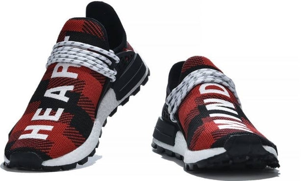 Les baskets Adidas Human Race allient un style audacieux à un engagement social.pas cher. Le moins cher 