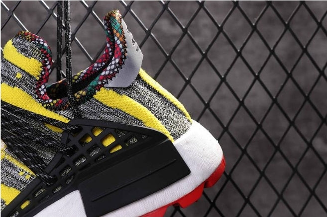 Les baskets Adidas Human Race allient un style audacieux à un engagement social.

 design unique. Pas cher. Le moins cher.