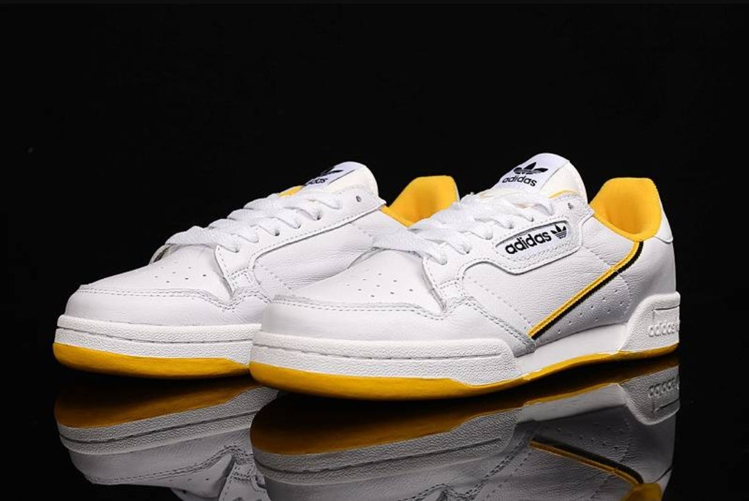 Les baskets Adidas Continental allient performance  et style intemporel.

Leur silhouette élégante.pas cher.le moins cher.