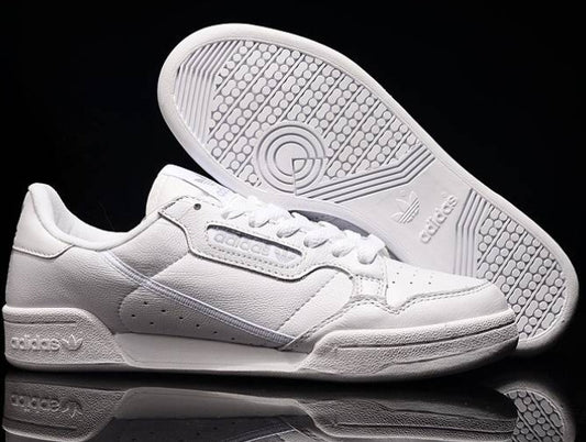 Les baskets Adidas Continental allient performance  et style intemporel.

Leur silhouette élégante.pas cher.le moins cher.