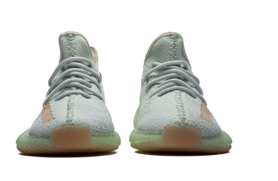 Les baskets Adidas Yeezy 350 sont une fusion parfaite de style emblématique et de confort exceptionnel.

 design distinctif pas cher. Le moins cher.
