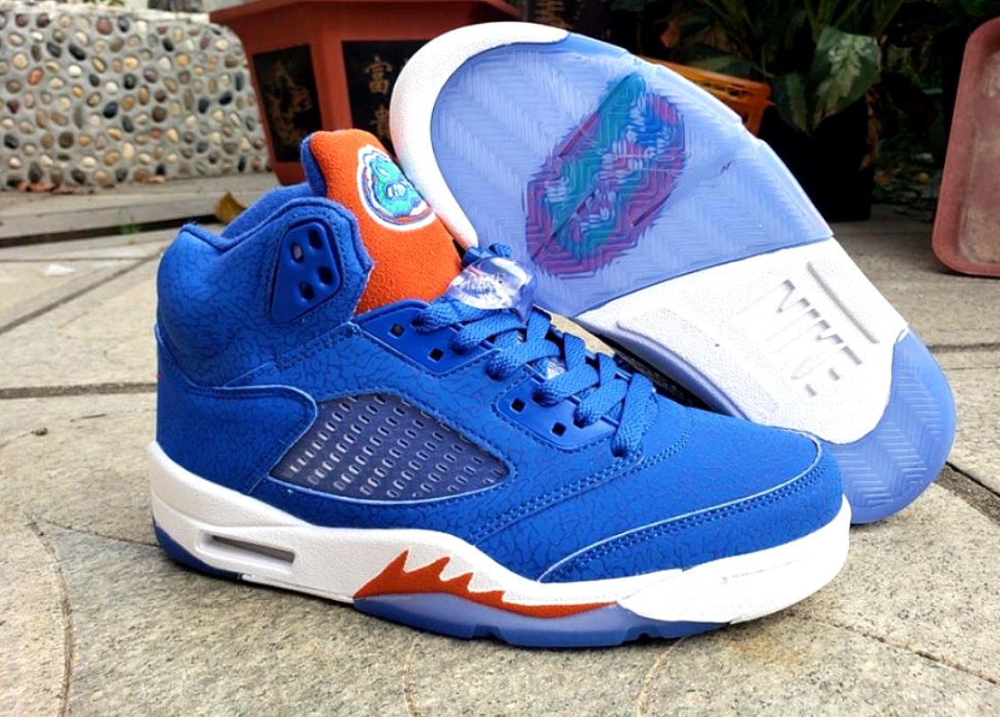 Les baskets Air Jordan 5 offrent un style audacieux et une performance exceptionnelle. leur design unique emblématique. Pas cher. Le moins cher. 