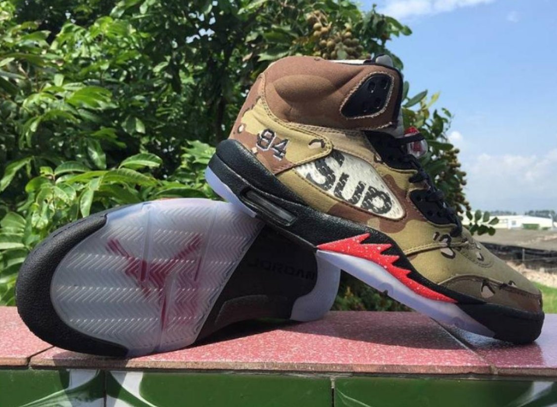 Les baskets Air Jordan 5 offrent un style audacieux et une performance exceptionnelle. leur design unique emblématique. Pas cher. Le moins cher. 
