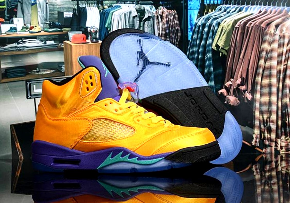 Les baskets Air Jordan 5 offrent un style audacieux et une performance exceptionnelle. leur design unique emblématique. Pas cher. Le moins cher. 