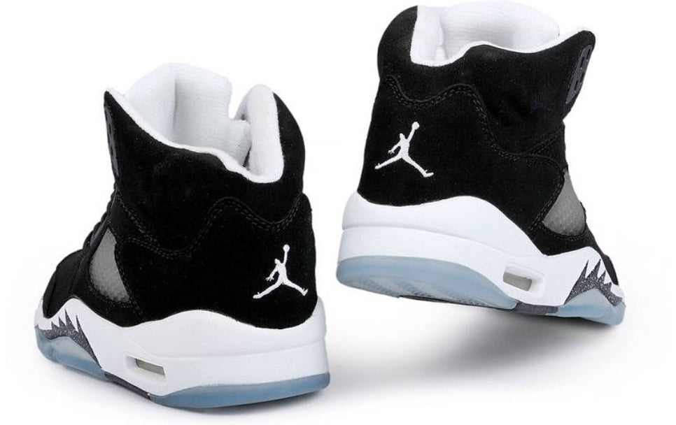 Air Jordan 5 Retro Moonlight (Oreo) sneakers