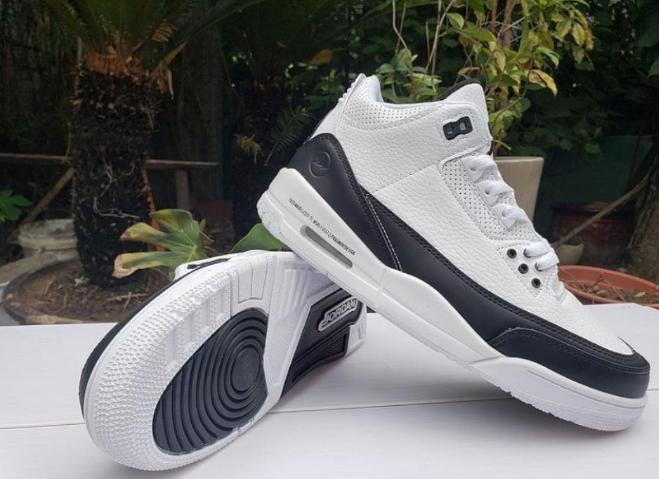 Les baskets Air Jordan 3 offrent un style légendaire et une performance exceptionnelle.

leur design emblématique.pas cher.le moins cher.