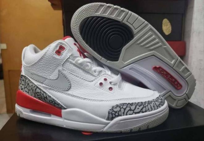 Les baskets Air Jordan 3 offrent un style légendaire et une performance exceptionnelle.

leur design emblématique.pas cher.le moins cher.