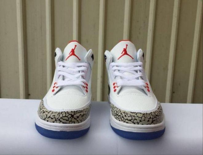 Les baskets Air Jordan 3 offrent un style légendaire et une performance exceptionnelle.

leur design emblématique.pas cher.le moins cher.