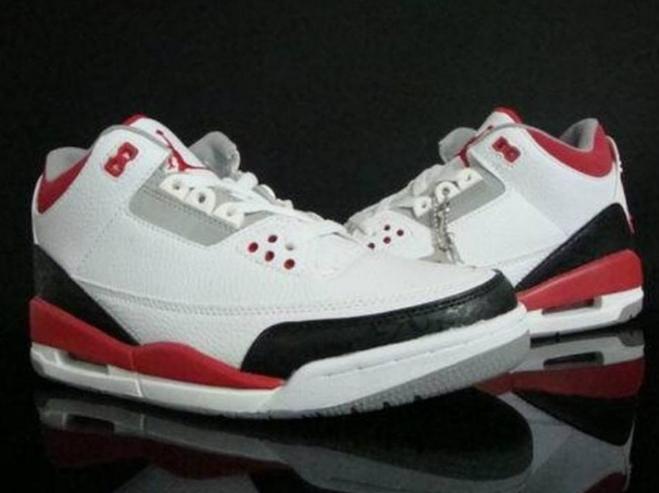 Les baskets Air Jordan 3 offrent un style légendaire et une performance exceptionnelle.

leur design emblématique.pas cher.le moins cher.