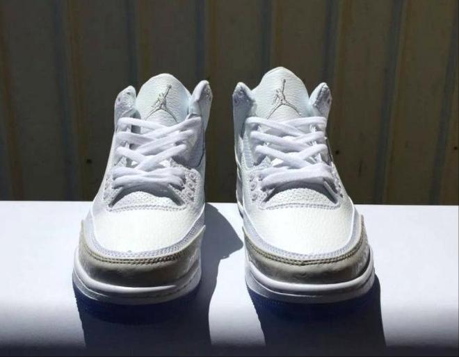 Les baskets Air Jordan 3 offrent un style légendaire et une performance exceptionnelle.

leur design emblématique.pas cher.le moins cher.