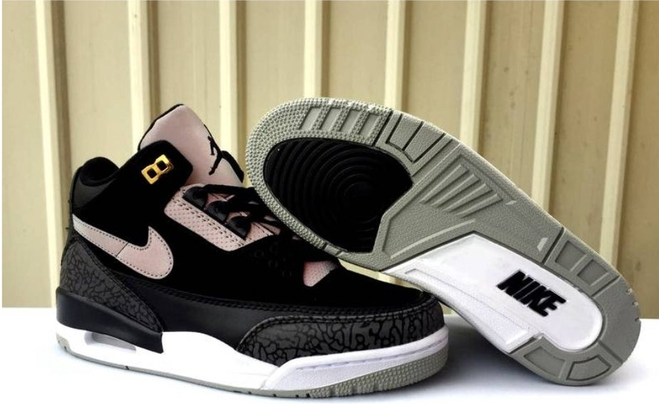 Les baskets Air Jordan 3 offrent un style légendaire et une performance exceptionnelle.

leur design emblématique.pas cher.le moins cher.