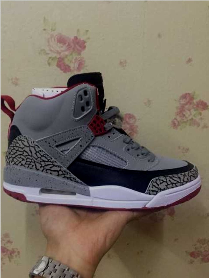 Les baskets Air Jordan 3 offrent un style légendaire et une performance exceptionnelle et unique.pas cher. le moins cher 