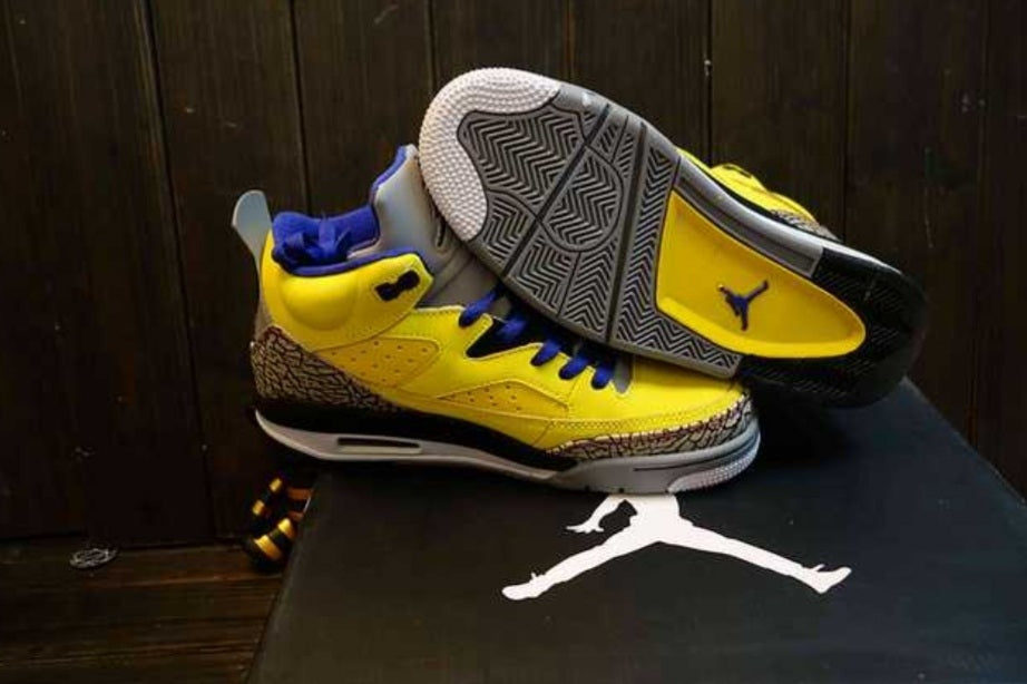 Les baskets Air Jordan 3 offrent un style légendaire et une performance exceptionnelle et unique.pas cher. le moins cher 