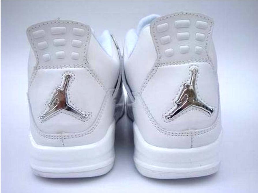 Les baskets Air Jordan 4 offrent un style légendaire et une performance exceptionnelle et unique.pas cher. le moins cher 