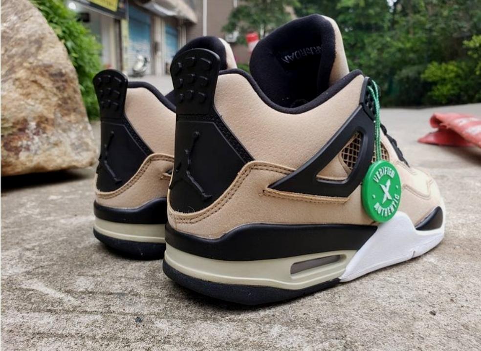  Les baskets Air Jordan 4 offrent un style iconique et une performance remarquable.

leur design distinctif pas cher. le moin cher. 