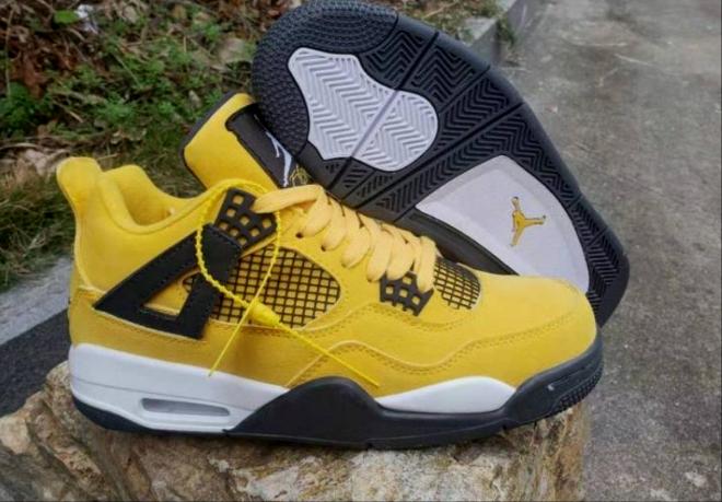  Les baskets Air Jordan 4 offrent un style iconique et une performance remarquable.

leur design distinctif pas cher. le moin cher. 