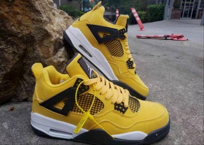  Les baskets Air Jordan 4 offrent un style iconique et une performance remarquable.

leur design distinctif pas cher. le moin cher. 