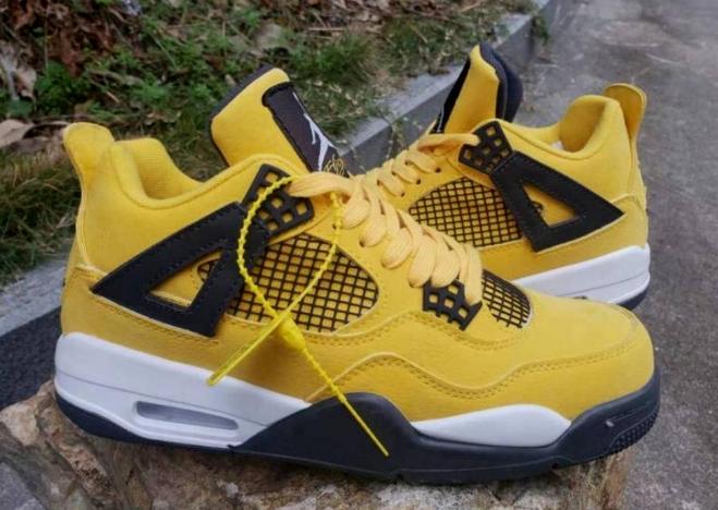  Les baskets Air Jordan 4 offrent un style iconique et une performance remarquable.

leur design distinctif pas cher. le moin cher. 