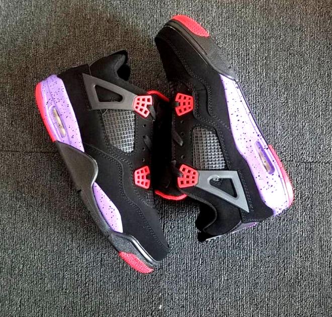  Les baskets Air Jordan 4 offrent un style iconique et une performance remarquable.

leur design distinctif pas cher. le moin cher. 