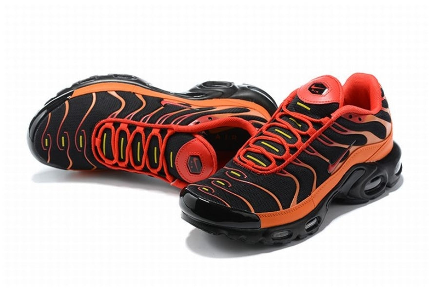 baskets Nike Air Max Plus tn  Volcano