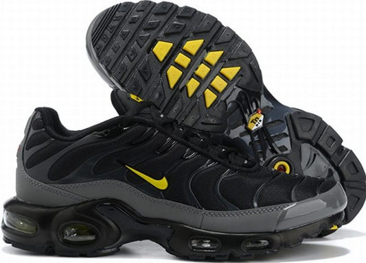 nike tn air max 2022 shark sneakers