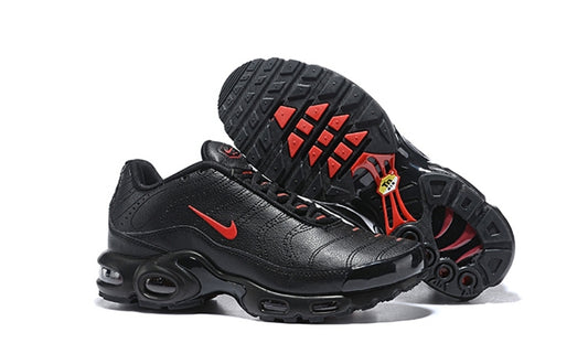 Les baskets Nike TN Mercurial incarnent un style audacieux et une performance ultime.
, leur design distinctif.pas cher.le moins cher.