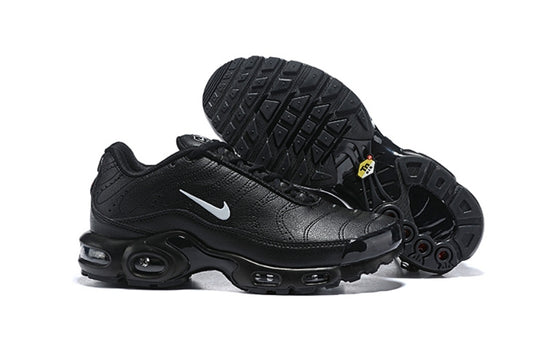 Les Baskets Nike TN Plating incarnent un style audacieux et une performance ultime.
Par ailleurs, leur design distinctif et leur utilisation.