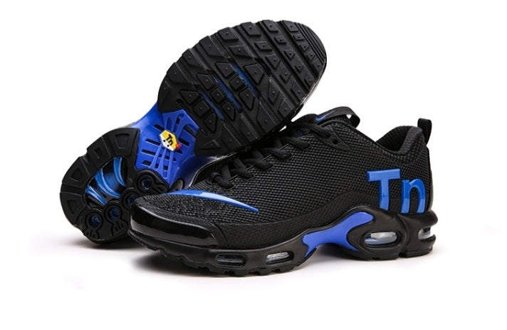 Les baskets Nike TN Mercurial incarnent un style audacieux et une performance ultime.

Par ailleurs, leur design distinctif et leur utilisation.
