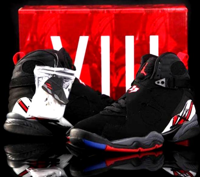 Les baskets Air Jordan 8 offrent un style audacieux et une performance exceptionnelle.

De plus, leur design distinctif et l'utilisation.