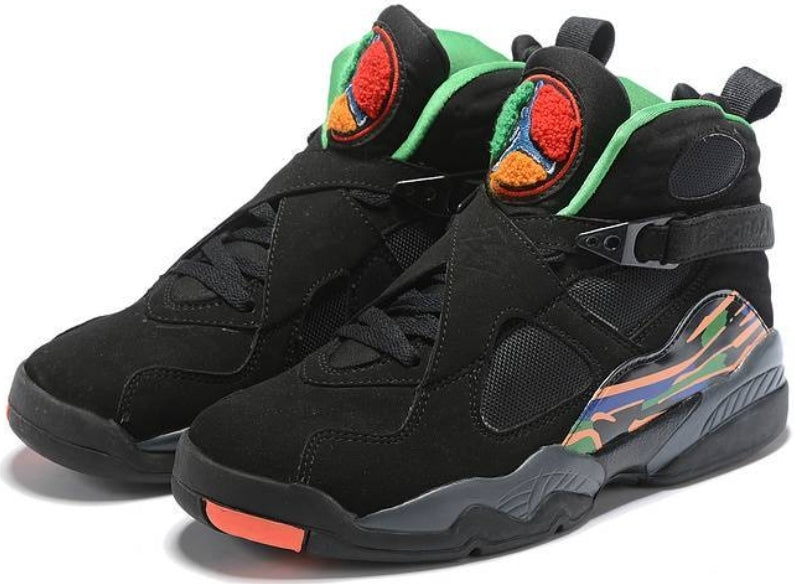 Les baskets Air Jordan 8 offrent un style audacieux et une performance exceptionnelle.

De plus, leur design distinctif et l'utilisation.