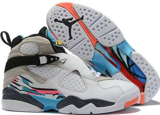 Les baskets Air Jordan 8 offrent un style audacieux et une performance exceptionnelle.

De plus, leur design distinctif et l'utilisation.
