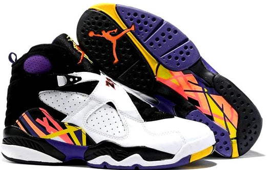 Les baskets Air Jordan 8 offrent un style audacieux et une performance exceptionnelle.

De plus, leur design distinctif et l'utilisation.