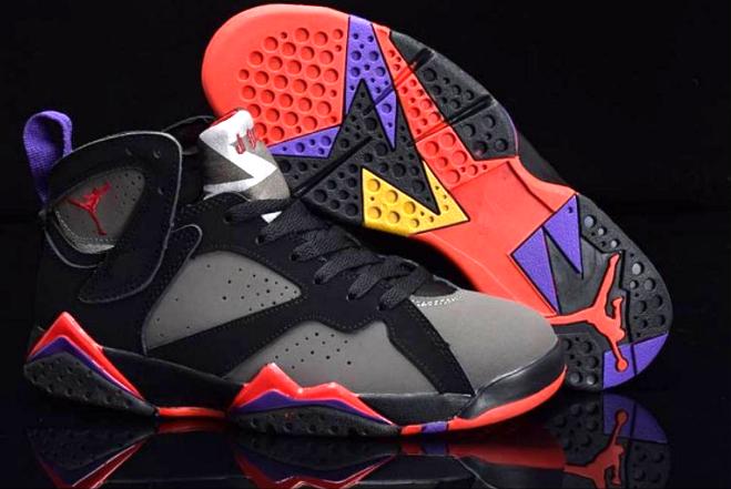 Les baskets Air Jordan 7 offrent un style iconique et une performance exceptionnelle.
  design emblématique   haute qualité. Au meilleur prix. Pas cher