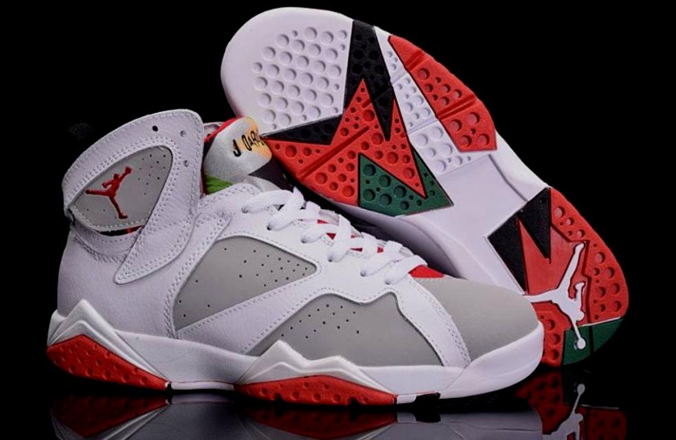 Les baskets Air Jordan 7 offrent un style iconique et une performance exceptionnelle.
  design emblématique   haute qualité. Au meilleur prix. Pas cher