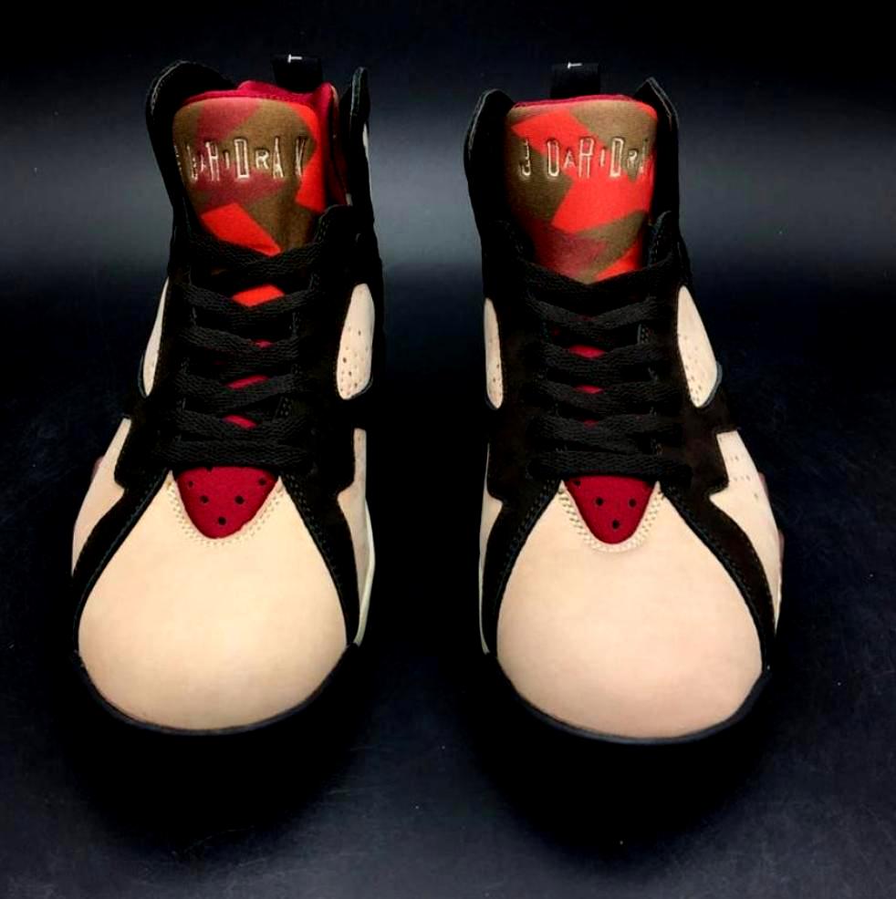 Les baskets Air Jordan 7 offrent un style iconique et une performance exceptionnelle.
  design emblématique   haute qualité. Au meilleur prix. Pas cher