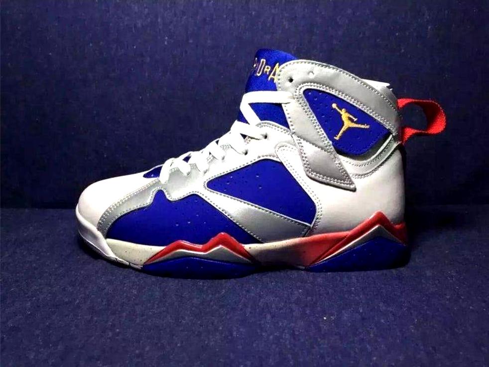 Les baskets Air Jordan 7 offrent un style iconique et une performance exceptionnelle.
  design emblématique   haute qualité. Au meilleur prix. Pas cher