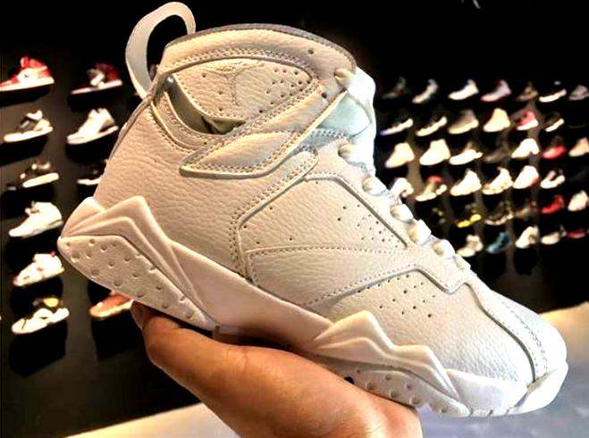 Les baskets Air Jordan 7 offrent un style iconique et une performance exceptionnelle.
  design emblématique   haute qualité. Au meilleur prix. Pas cher