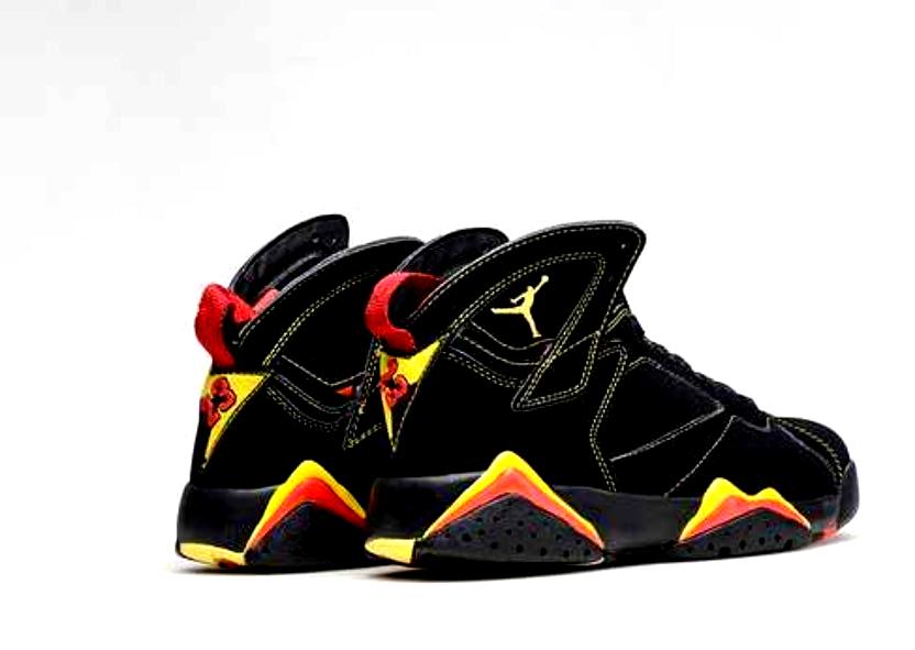 Les baskets Air Jordan 7 offrent un style iconique et une performance exceptionnelle.
  design emblématique   haute qualité. Au meilleur prix. Pas cher