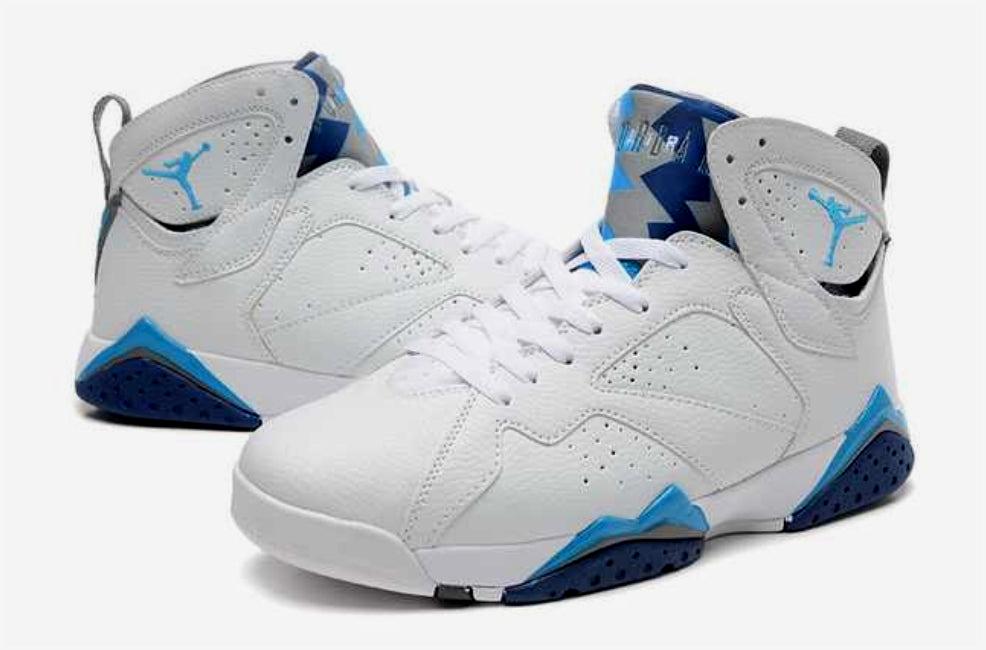 Les baskets Air Jordan 7 offrent un style iconique et une performance exceptionnelle.
  design emblématique   haute qualité. Au meilleur prix. Pas cher