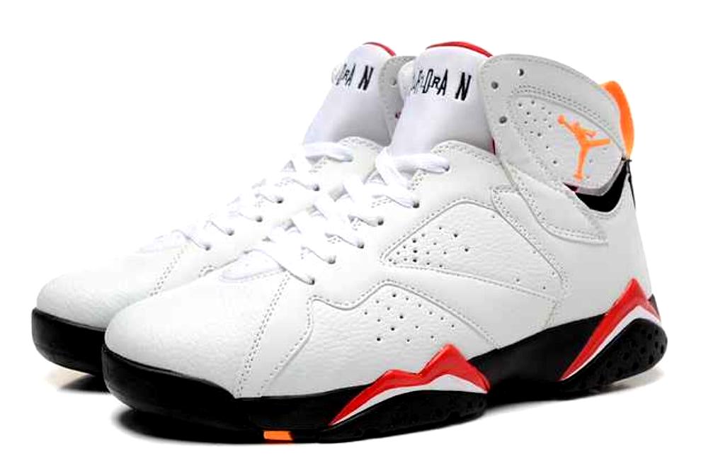 Les baskets Air Jordan 7 offrent un style iconique et une performance exceptionnelle.
  design emblématique   haute qualité. Au meilleur prix. Pas cher