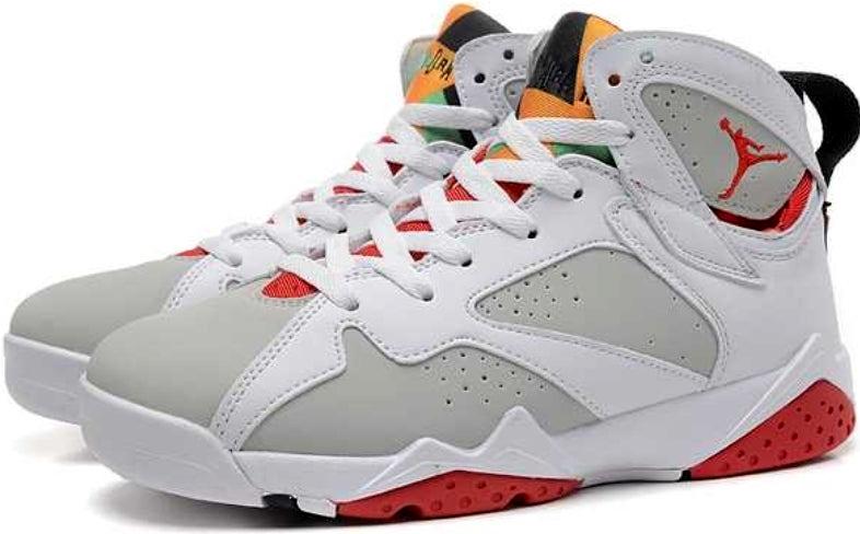 Les baskets Air Jordan 7 offrent un style iconique et une performance exceptionnelle.
  design emblématique   haute qualité. Au meilleur prix. Pas cher