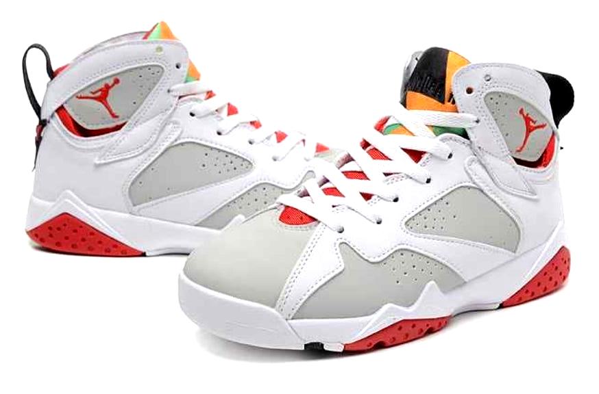 Les baskets Air Jordan 7 offrent un style iconique et une performance exceptionnelle.
  design emblématique   haute qualité. Au meilleur prix. Pas cher