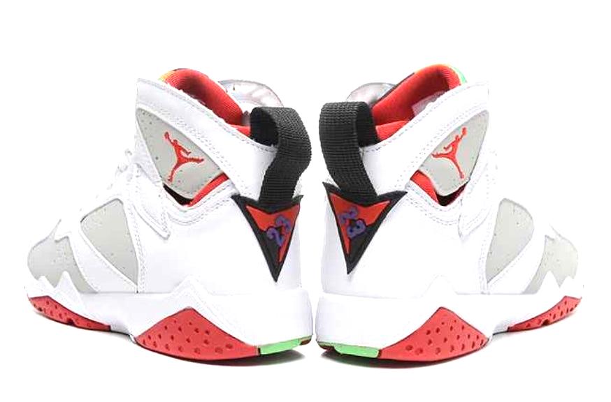Les baskets Air Jordan 7 offrent un style iconique et une performance exceptionnelle.
  design emblématique   haute qualité. Au meilleur prix. Pas cher