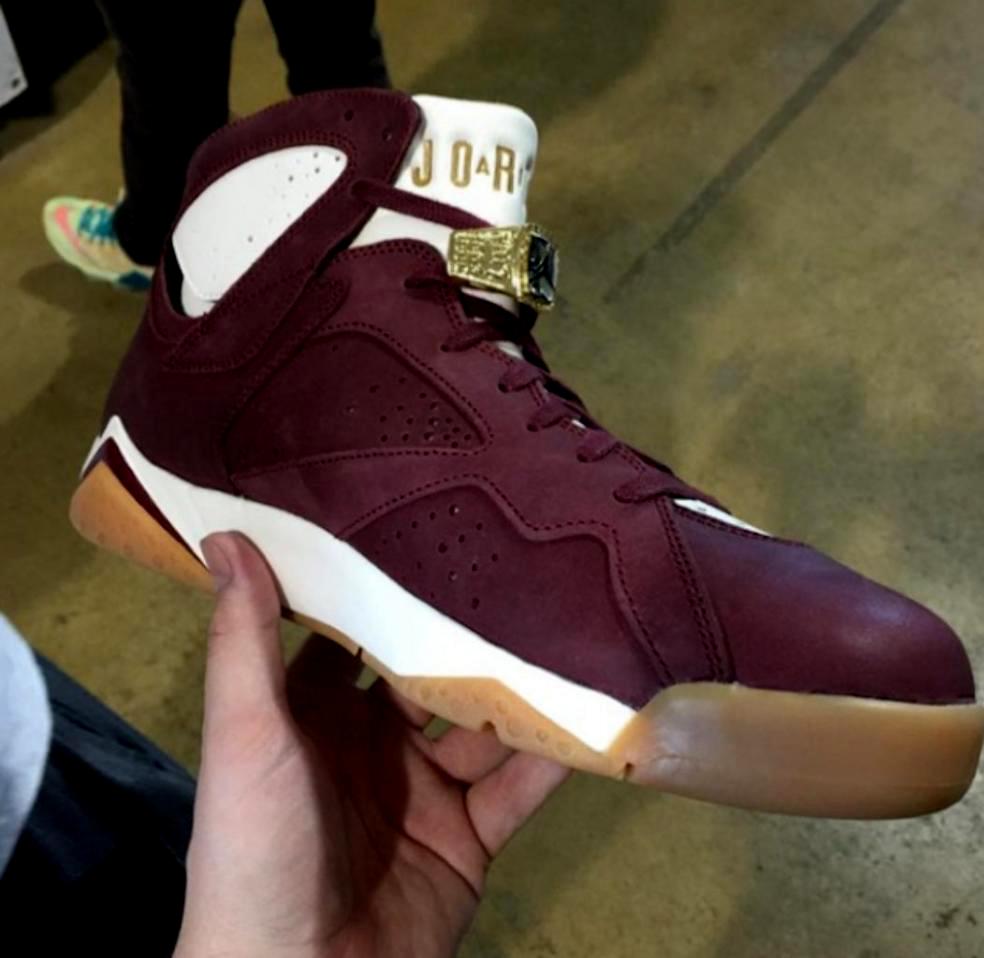 Les baskets Air Jordan 7 offrent un style iconique et une performance exceptionnelle.
  design emblématique   haute qualité. Au meilleur prix. Pas cher