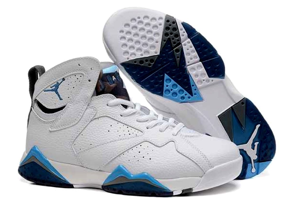 Les baskets Air Jordan 7 offrent un style iconique et une performance exceptionnelle.
  design emblématique   haute qualité. Au meilleur prix. Pas cher