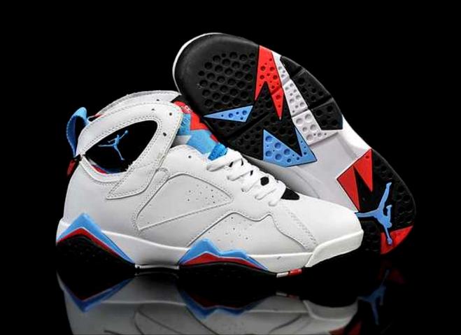 Les baskets Air Jordan 7 offrent un style iconique et une performance exceptionnelle.
  design emblématique   haute qualité. Au meilleur prix. Pas cher